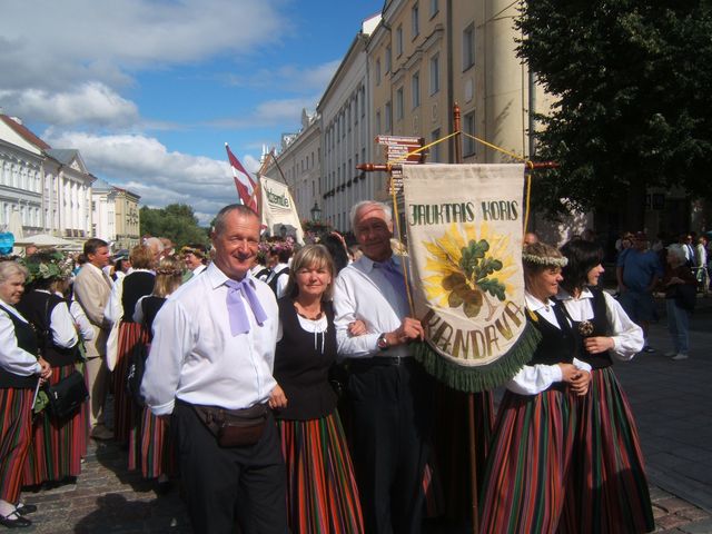 Jauktais koris «Kandava» vasaras ceļos jeb Ziemeļvalstu dziesmas