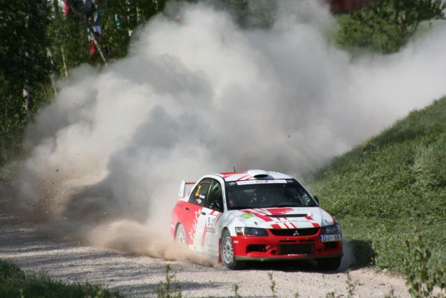 Rallijā «Talsi 2009» sumina Aivi Egli