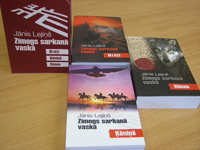 Kandavas un Zemītes bibliotēkās viesojas rakstnieks Jānis Lejiņš