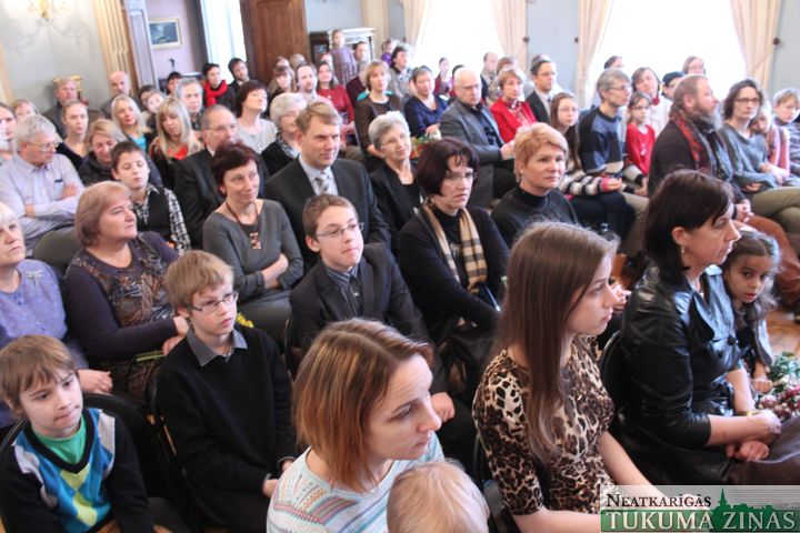 Durbes pilī svētkus sagaida ar Pētera Čaikovska mūziku bērniem