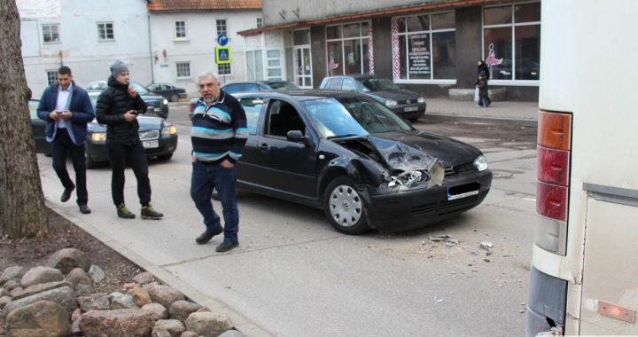 Sareibuši jaunieši un neuzmanīgi autovadītāji