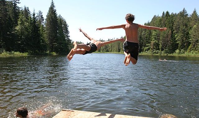 Grupiņu slampeniekiem un laivu glābējiem