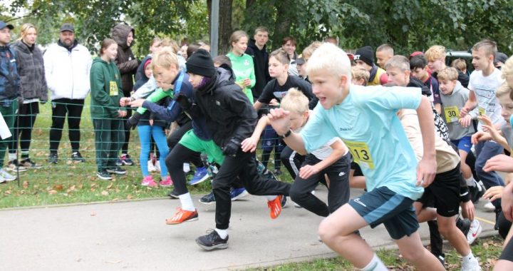 Rudens kross novada skolām/foto un video/