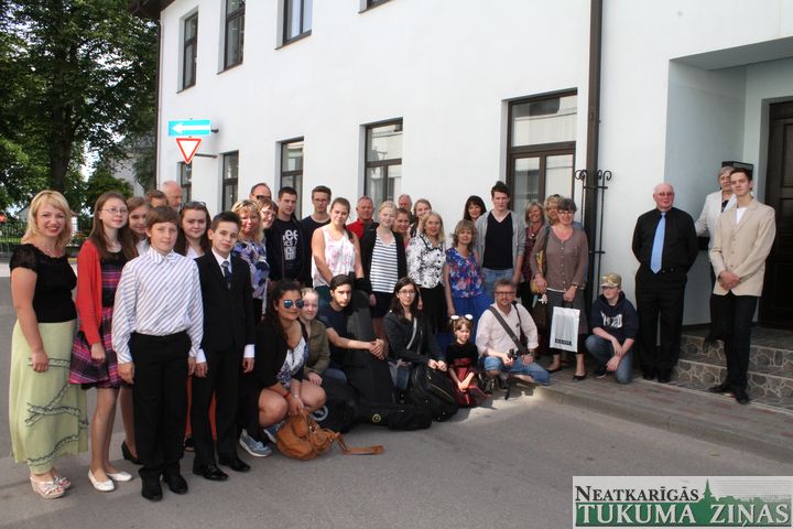 Tukums uzņem delegācijas